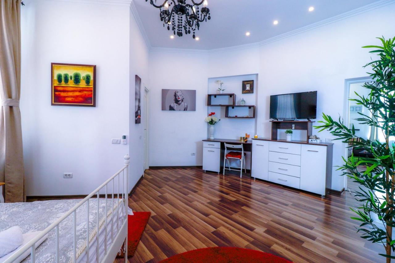 Downtown Central University Apartament - Cal1 Bukarest Eksteriør billede